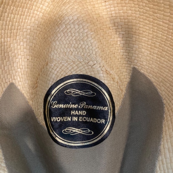 NWOT Goorin Bros Straw Hat with Black Ribbon and Feather in Pin - Picture 6 of 8